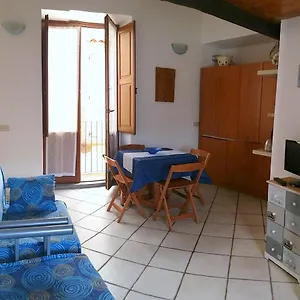casa-zu-peppino.sicilyhotelsitaly.net/