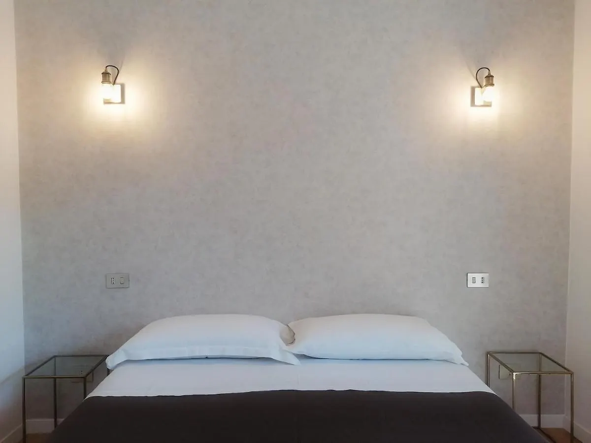 Guest House Arte Rom 0*,  Italien